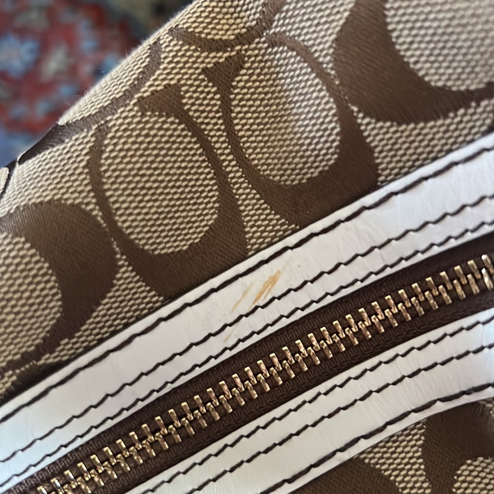 Vintage Coach Shoulder bag, GUC - Picture 5 of 6